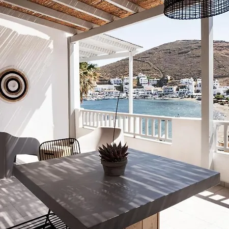 Cactus Kythnos فندق