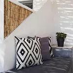 Cactus Kythnos 호텔 *