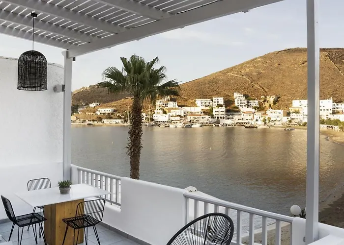 Cactus Kythnos Hotel *